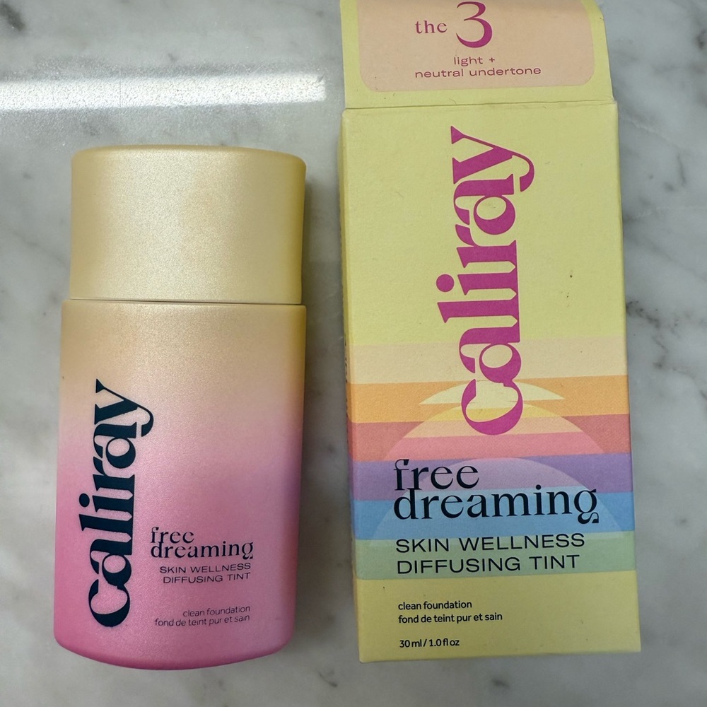 Caliray freedreaming blurring natural finish skin tint